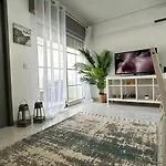 La Vie Simple Αλμπουφέιρα